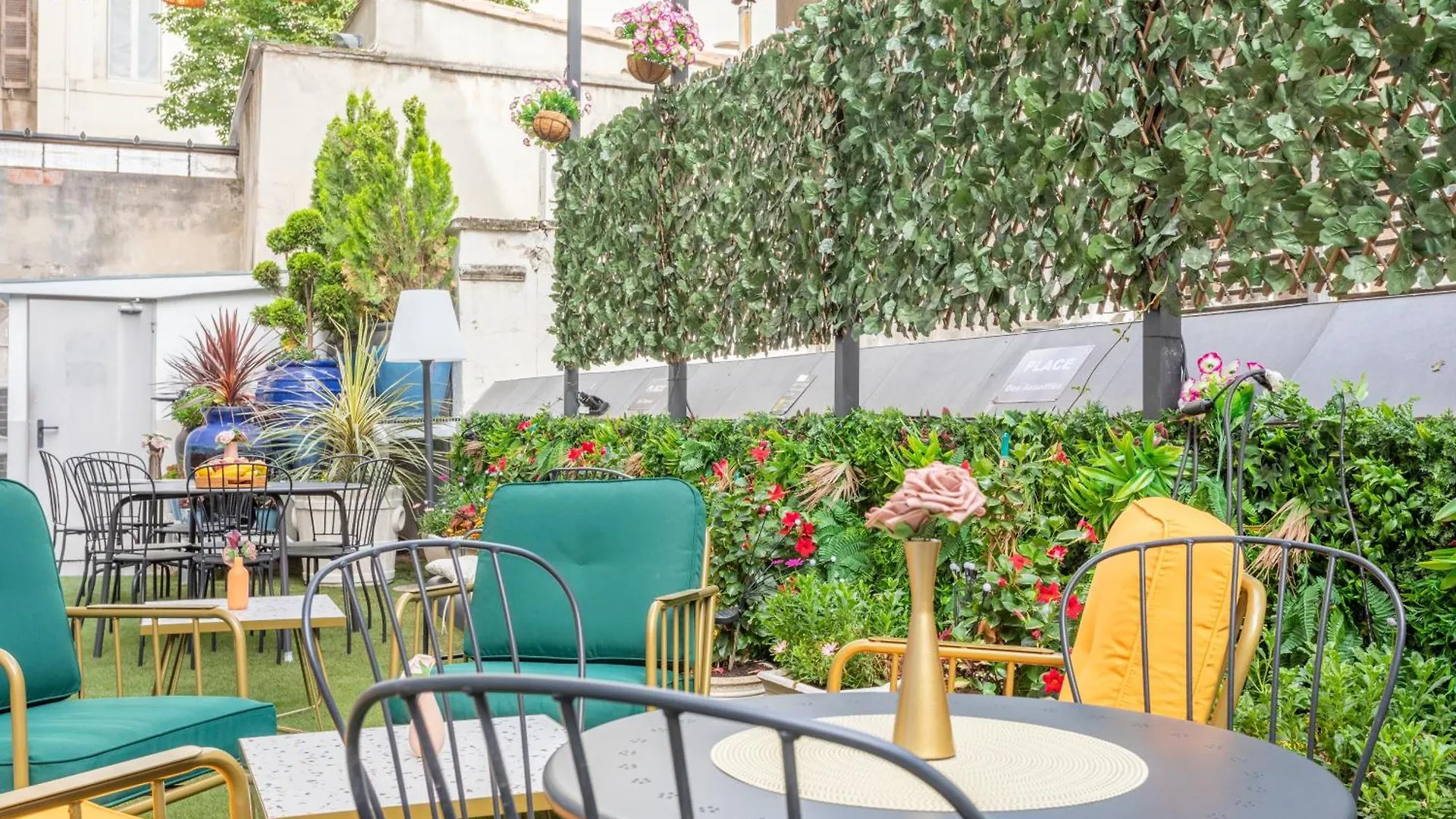 Adira Marseille Montgrand 2 Etoiles Apartment