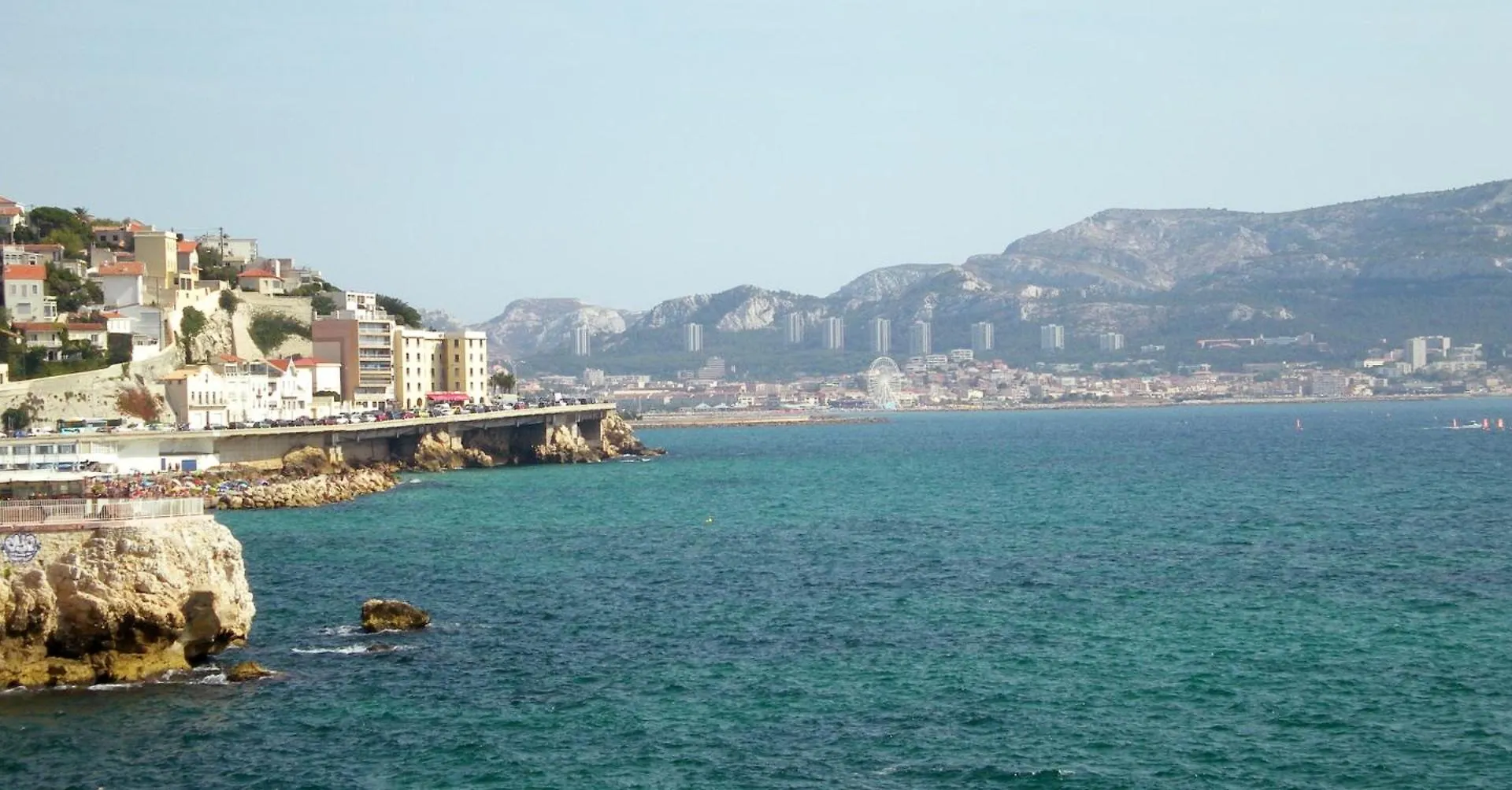 Adira Marseille Montgrand 2 Etoiles Apartment