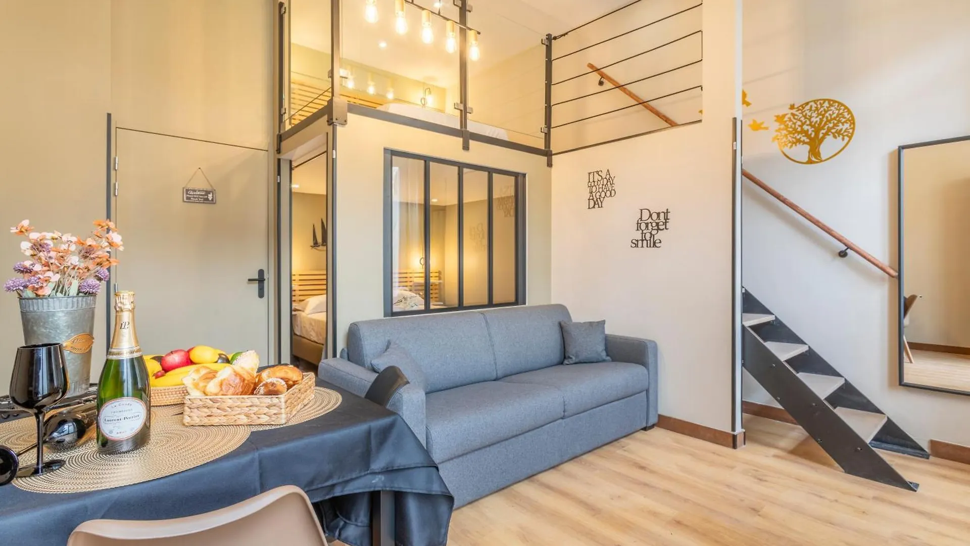 Appartement Adira Marseille Montgrand 2 Etoiles
